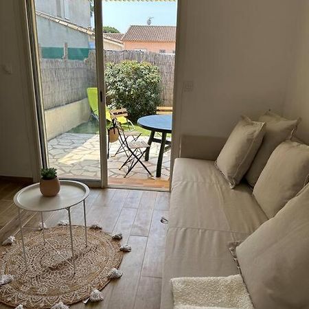 Joli T2 Climatise, Jardin, Tout Confort, Idealement Situe Apartment Le Grau-d'Agde Exterior photo