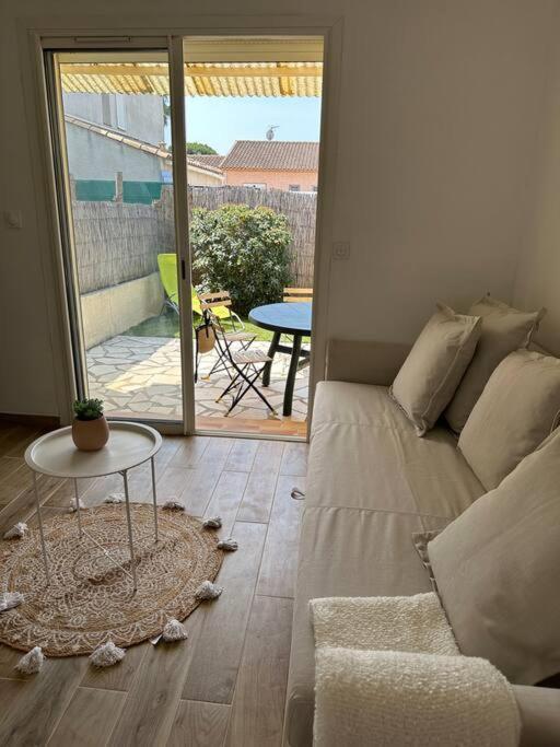 Joli T2 Climatise, Jardin, Tout Confort, Idealement Situe Apartment Le Grau-d'Agde Exterior photo